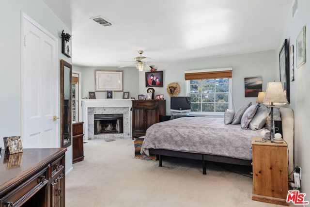 3331 Bennett Drive, Los Angeles, CA 90068