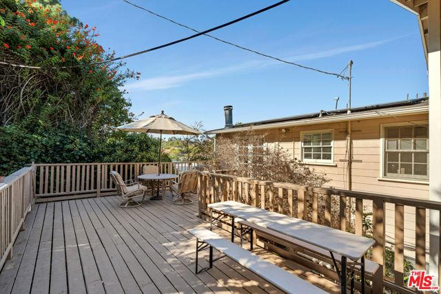 3331 Bennett Drive, Los Angeles, CA 90068