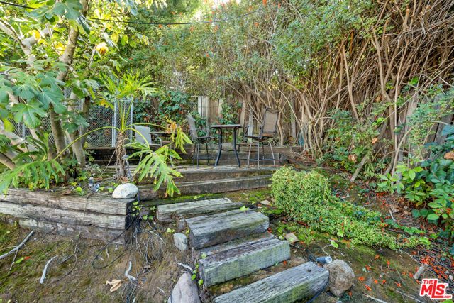 3331 Bennett Drive, Los Angeles, CA 90068