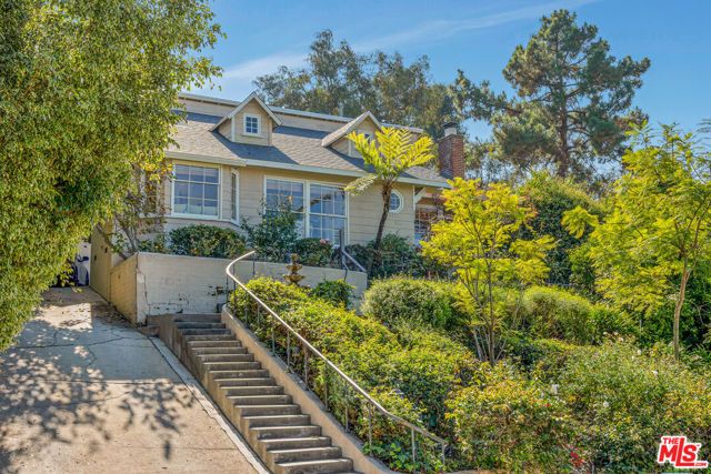 3331 Bennett Drive, Los Angeles, CA 90068