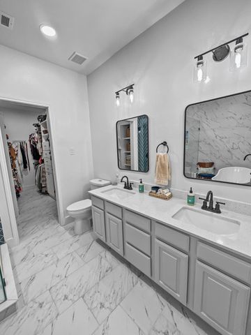 909 Plantation Drive, Lewisville, TX 75067