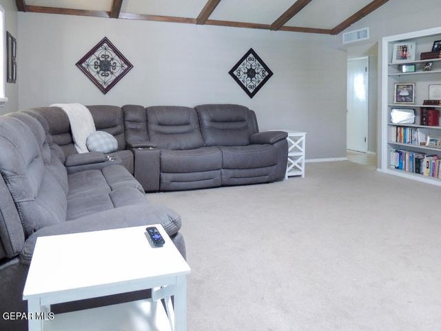 10701 VISTA ALEGRE Drive, El Paso, TX 79935