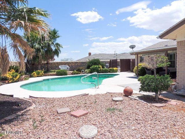 10701 VISTA ALEGRE Drive, El Paso, TX 79935
