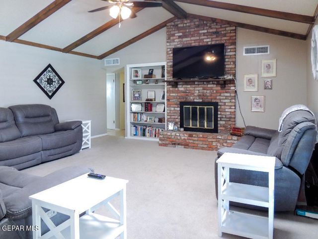 10701 VISTA ALEGRE Drive, El Paso, TX 79935