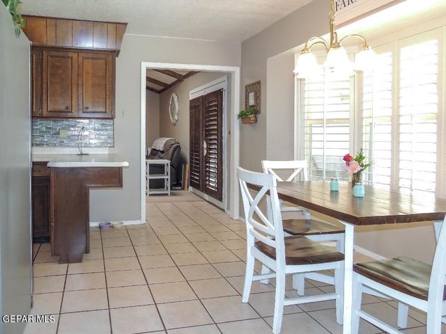 10701 VISTA ALEGRE Drive, El Paso, TX 79935