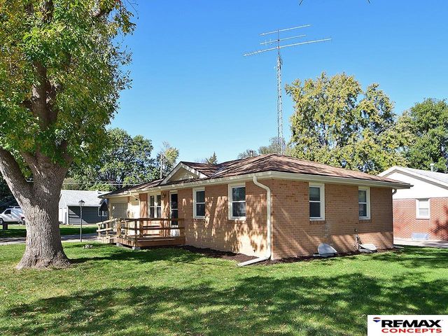 7040 Seward Avenue, Lincoln, NE 68507