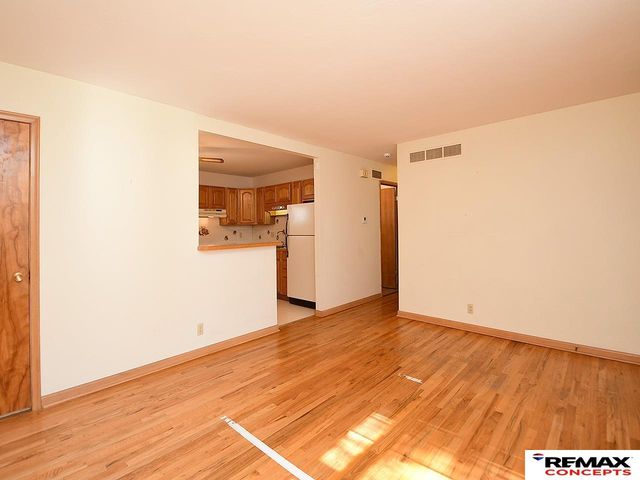 7040 Seward Avenue, Lincoln, NE 68507