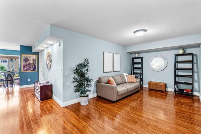 12540 Majesty Circle 302, Boynton Beach, FL 33437