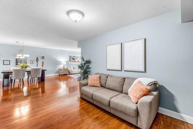 12540 Majesty Circle 302, Boynton Beach, FL 33437