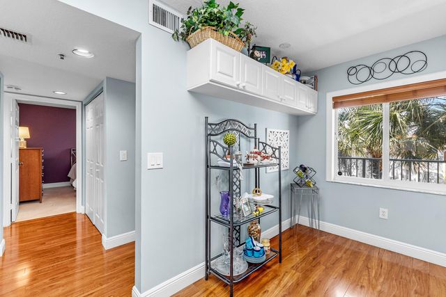 12540 Majesty Circle 302, Boynton Beach, FL 33437