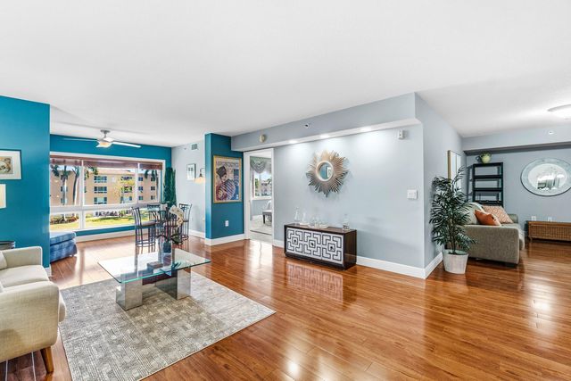 12540 Majesty Circle 302, Boynton Beach, FL 33437