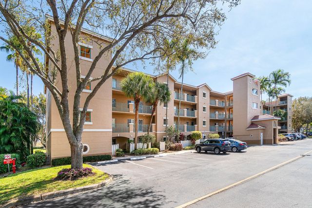 12540 Majesty Circle 302, Boynton Beach, FL 33437