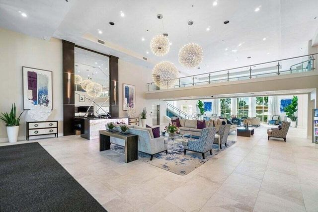 12540 Majesty Circle 302, Boynton Beach, FL 33437