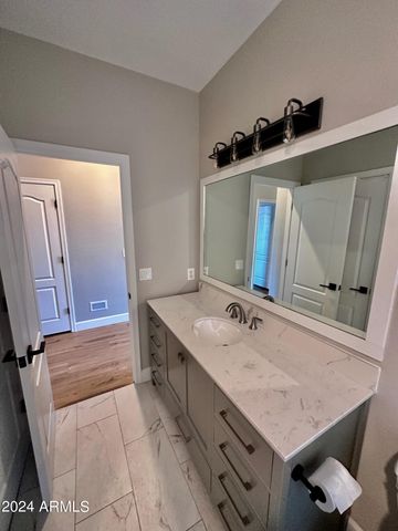5228 E Bluefield Avenue, Scottsdale, AZ 85254
