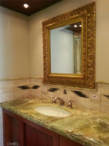 8331 Marina Pacifica Drive N, Long Beach, CA 90803