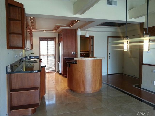 8331 Marina Pacifica Drive N, Long Beach, CA 90803