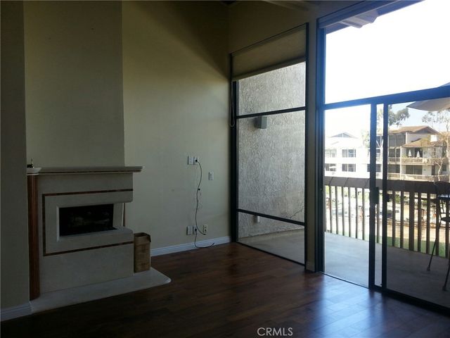 8331 Marina Pacifica Drive N, Long Beach, CA 90803