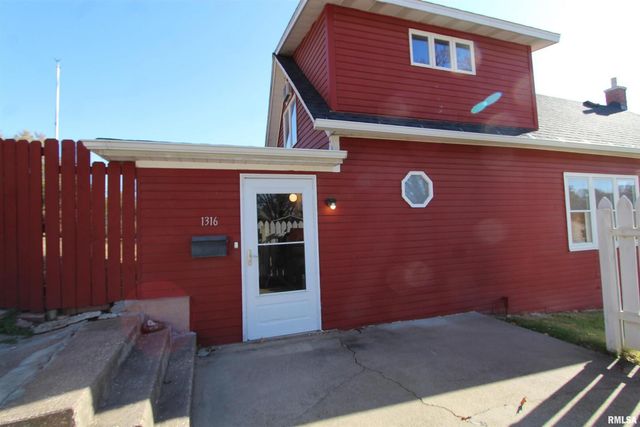 1316 FLORENCE Avenue, Clinton, IA 52732