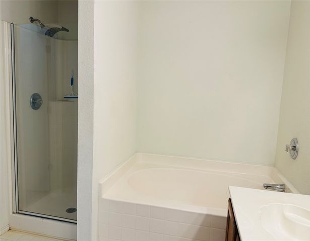 765 Lowe Drive, Cedar Hill, TX 75104