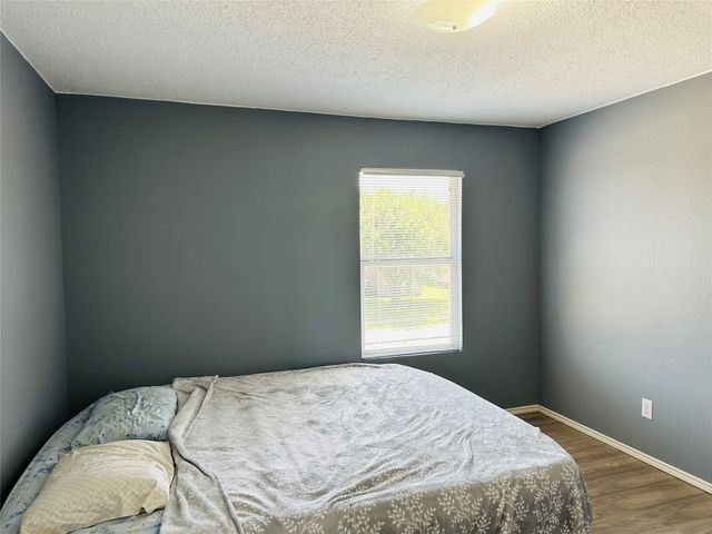 765 Lowe Drive, Cedar Hill, TX 75104