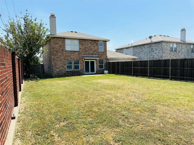 765 Lowe Drive, Cedar Hill, TX 75104