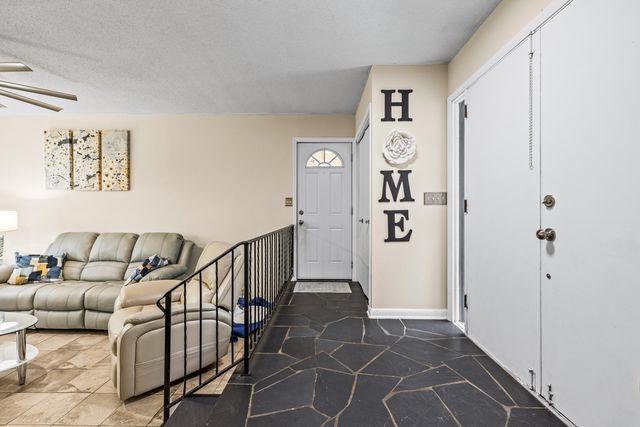 221 Riderwood Drive, Dalton, GA 30721