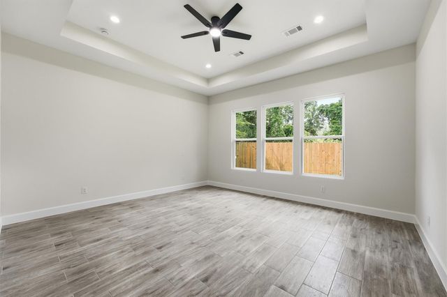 114 Magnolia Bend, Roman Forest, TX 77357