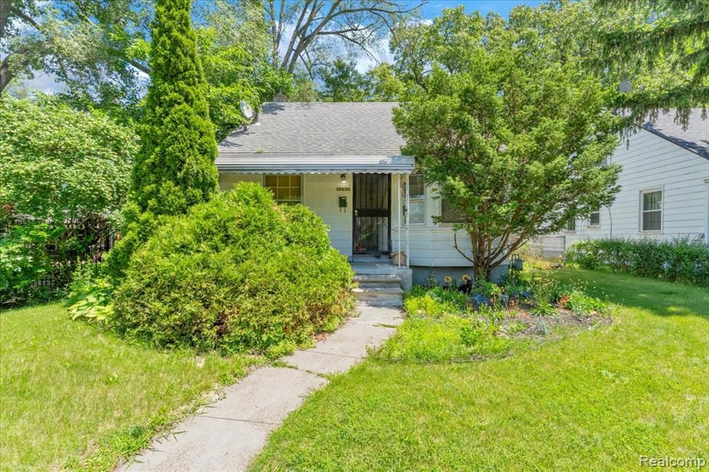 19650 Saint Aubin Street, Detroit, MI 48234