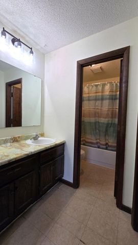 6190 Oglethorpe Avenue, Portage, IN 46368