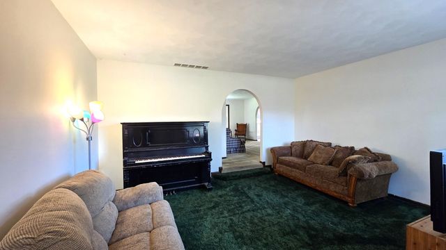 6190 Oglethorpe Avenue, Portage, IN 46368