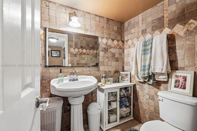 2750 NE 183rd St 603, Aventura, FL 33160