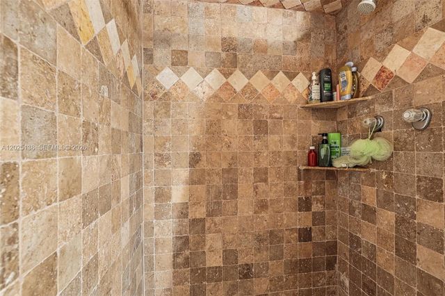 2750 NE 183rd St 603, Aventura, FL 33160