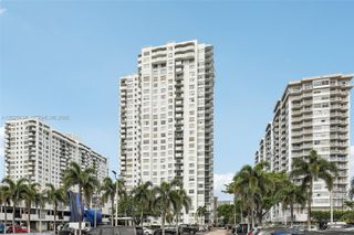 2750 NE 183rd St 603, Aventura, FL 33160
