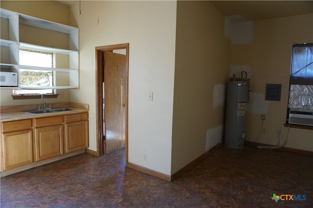 5150 Laurie Michelle Road, San Antonio, TX 78261