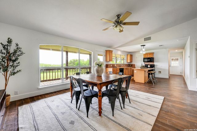 1267 RIVER BEND DR, Blanco, TX 78606