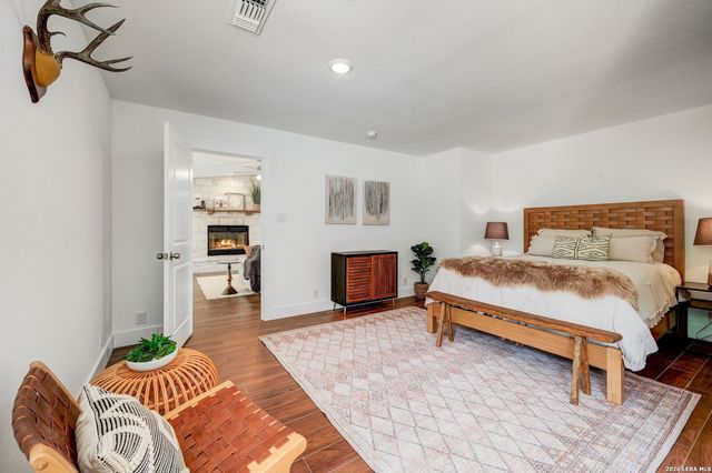 1267 RIVER BEND DR, Blanco, TX 78606
