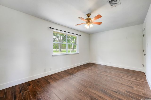 1267 RIVER BEND DR, Blanco, TX 78606