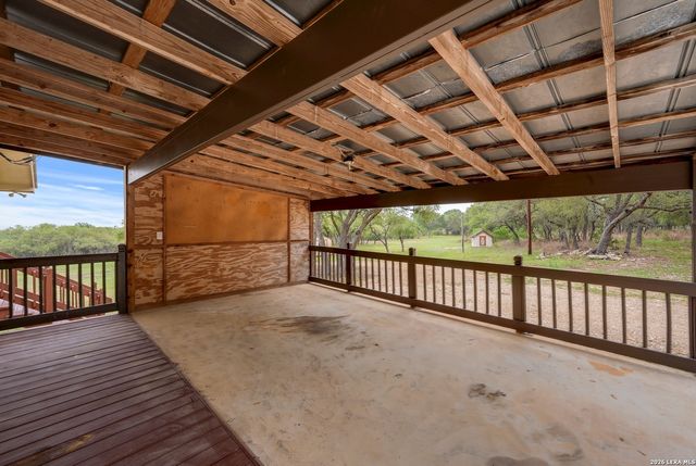 1267 RIVER BEND DR, Blanco, TX 78606