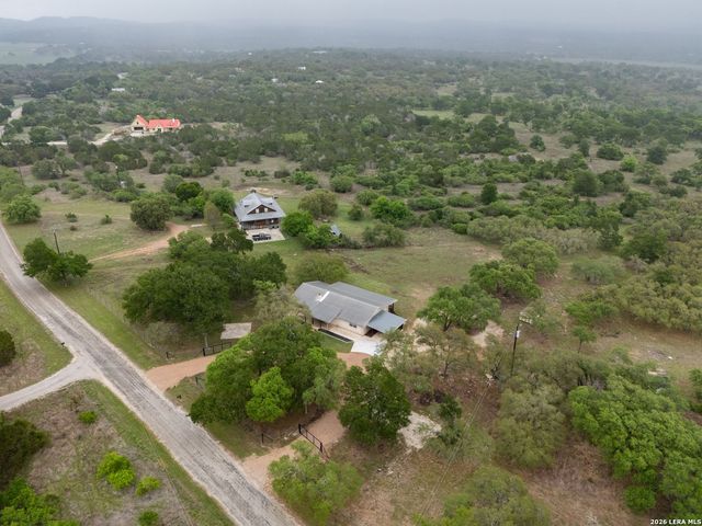 1267 RIVER BEND DR, Blanco, TX 78606