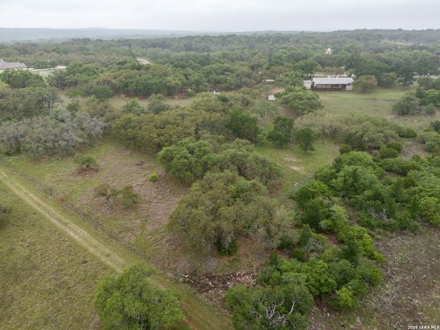 1267 RIVER BEND DR, Blanco, TX 78606