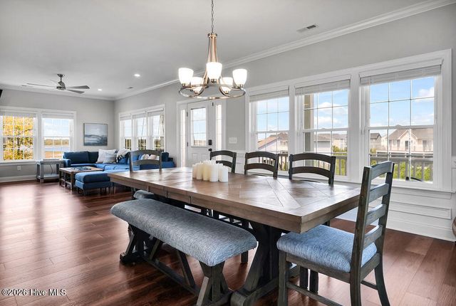 33 Sandy Lane, Holly Ridge, NC 28445