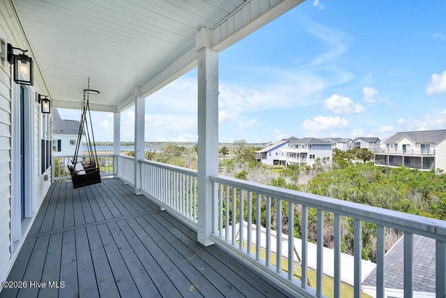 33 Sandy Lane, Holly Ridge, NC 28445