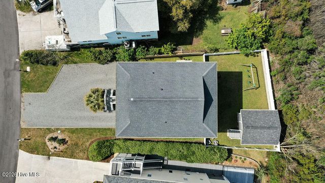 33 Sandy Lane, Holly Ridge, NC 28445