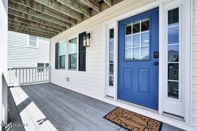 33 Sandy Lane, Holly Ridge, NC 28445