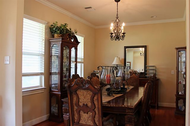 4304 Skinner Ln, Richmond, TX 77406