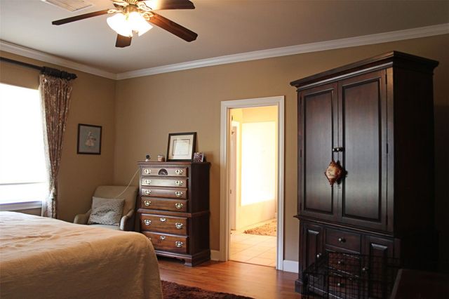 4304 Skinner Ln, Richmond, TX 77406