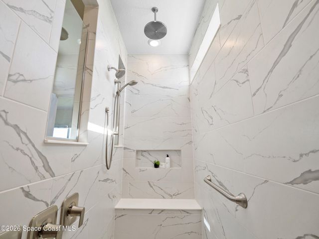 8969 Shoreline Avenue, Melbourne, FL 32940