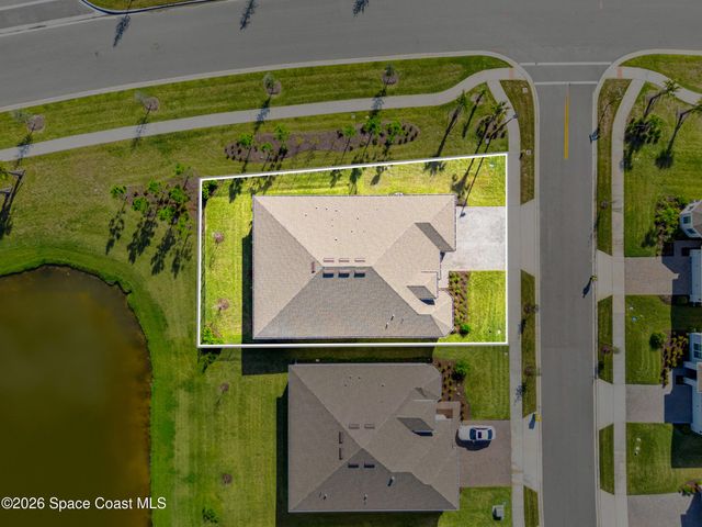 8969 Shoreline Avenue, Melbourne, FL 32940