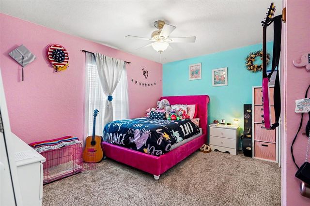 423 MAJESTIC GARDENS BLVD, Winter Haven, FL 33880