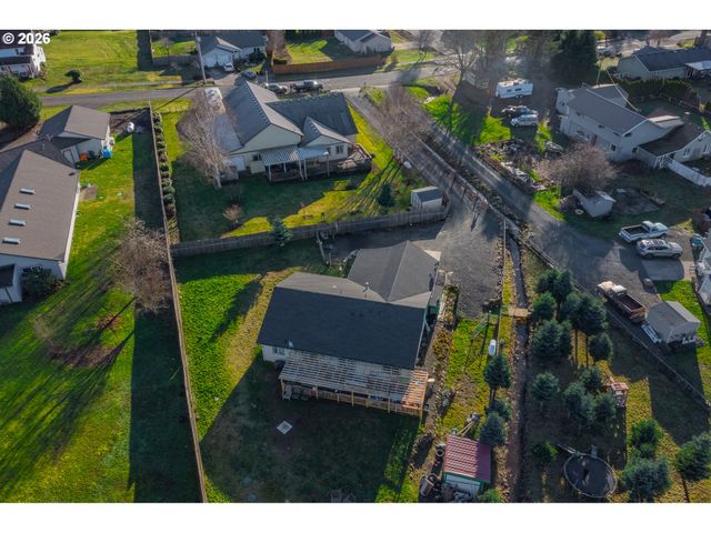 506 E JONES St A, Yacolt, WA 98675